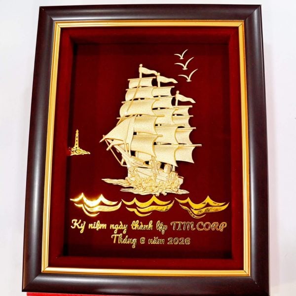Tranh Thuyền Buồm Mạ Vàng 25 20cm Thiết Kế Riêng cho tông ty timcorp